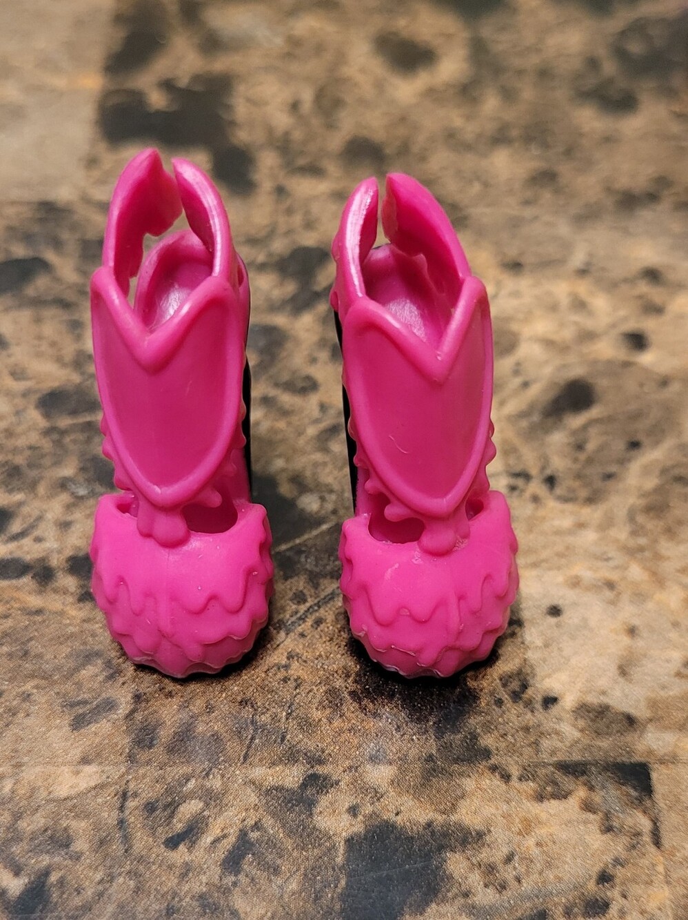G1 Monster High Draculaura Dot Dead Gorgeous Shoes EUC